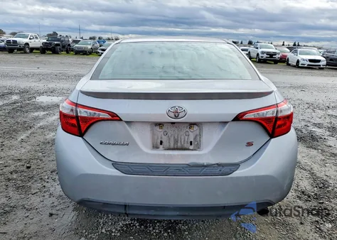 2015 Toyota Corolla S Plus z USA, uszkodzony, nr VIN 2T1BURHE6FC424802